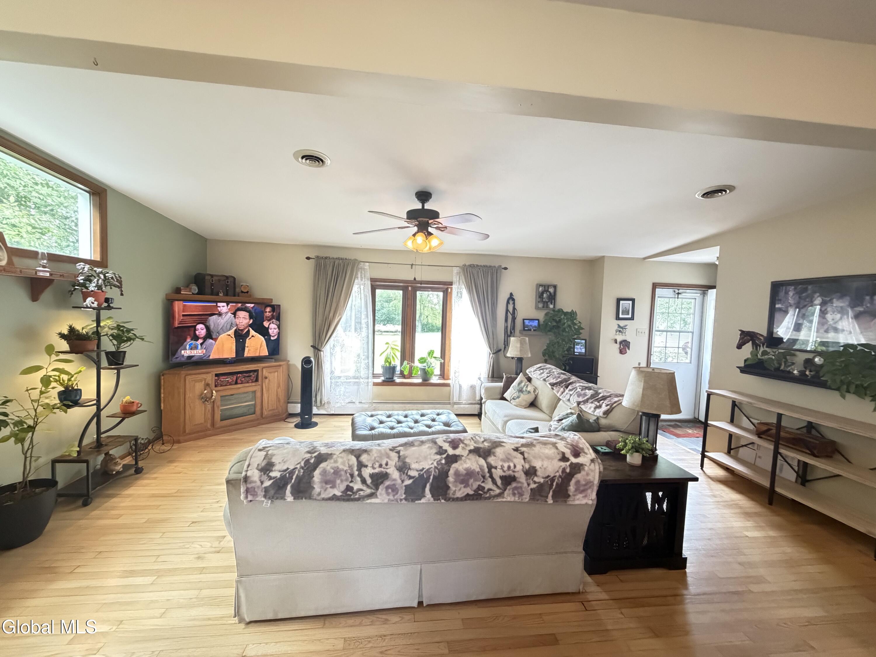 2764 New Scotland Road Voorheesville NY 12186