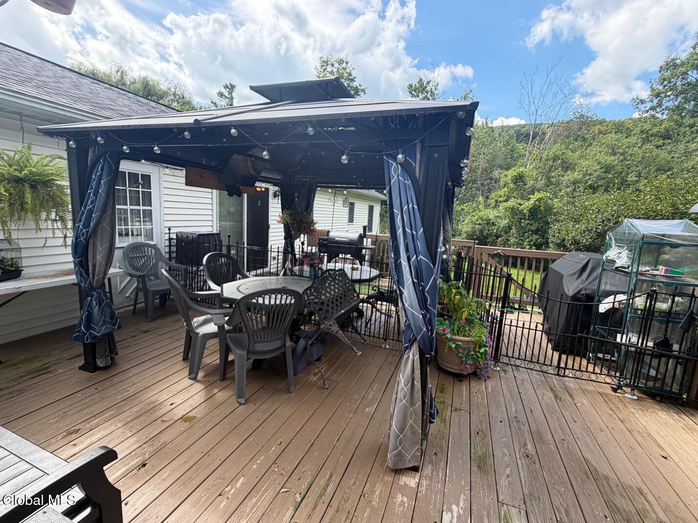 2764 New Scotland Road Voorheesville NY 12186