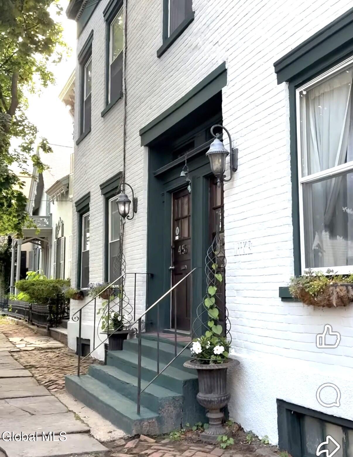 45 Front Street Schenectady NY 12305