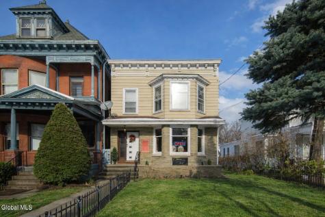 703 Union Street Schenectady NY 12305