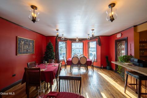 703 Union Street Schenectady NY 12305