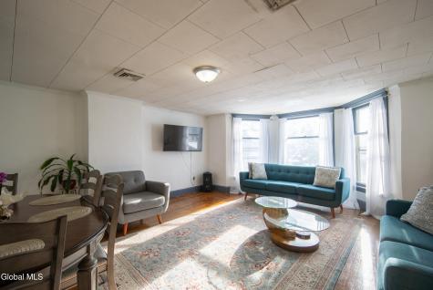 703 Union Street Schenectady NY 12305