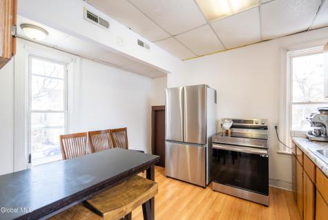 703 Union Street Schenectady NY 12305