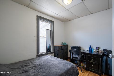 703 Union Street Schenectady NY 12305