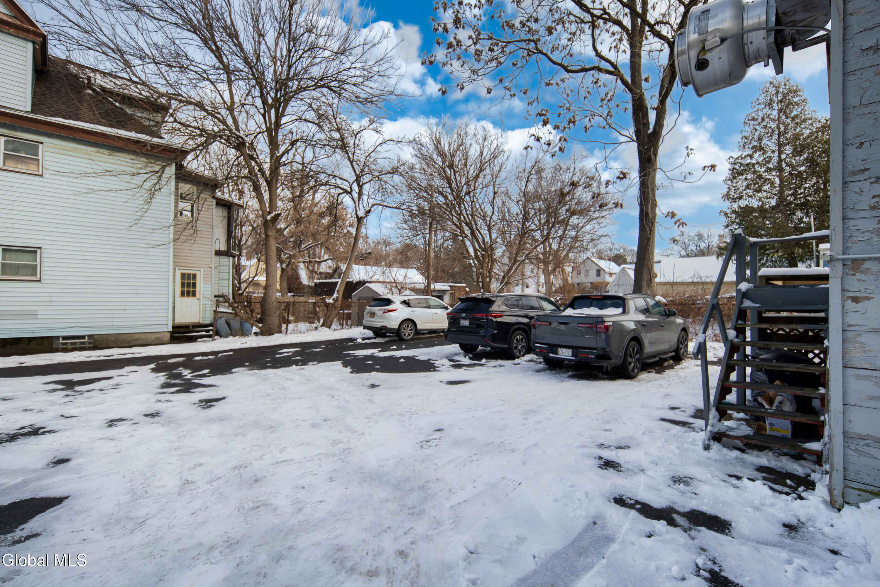 703 Union Street Schenectady NY 12305