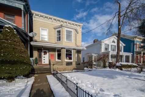 703 Union Street Schenectady NY 12305