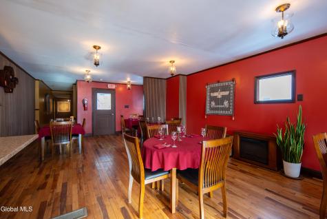 703 Union Street Schenectady NY 12305