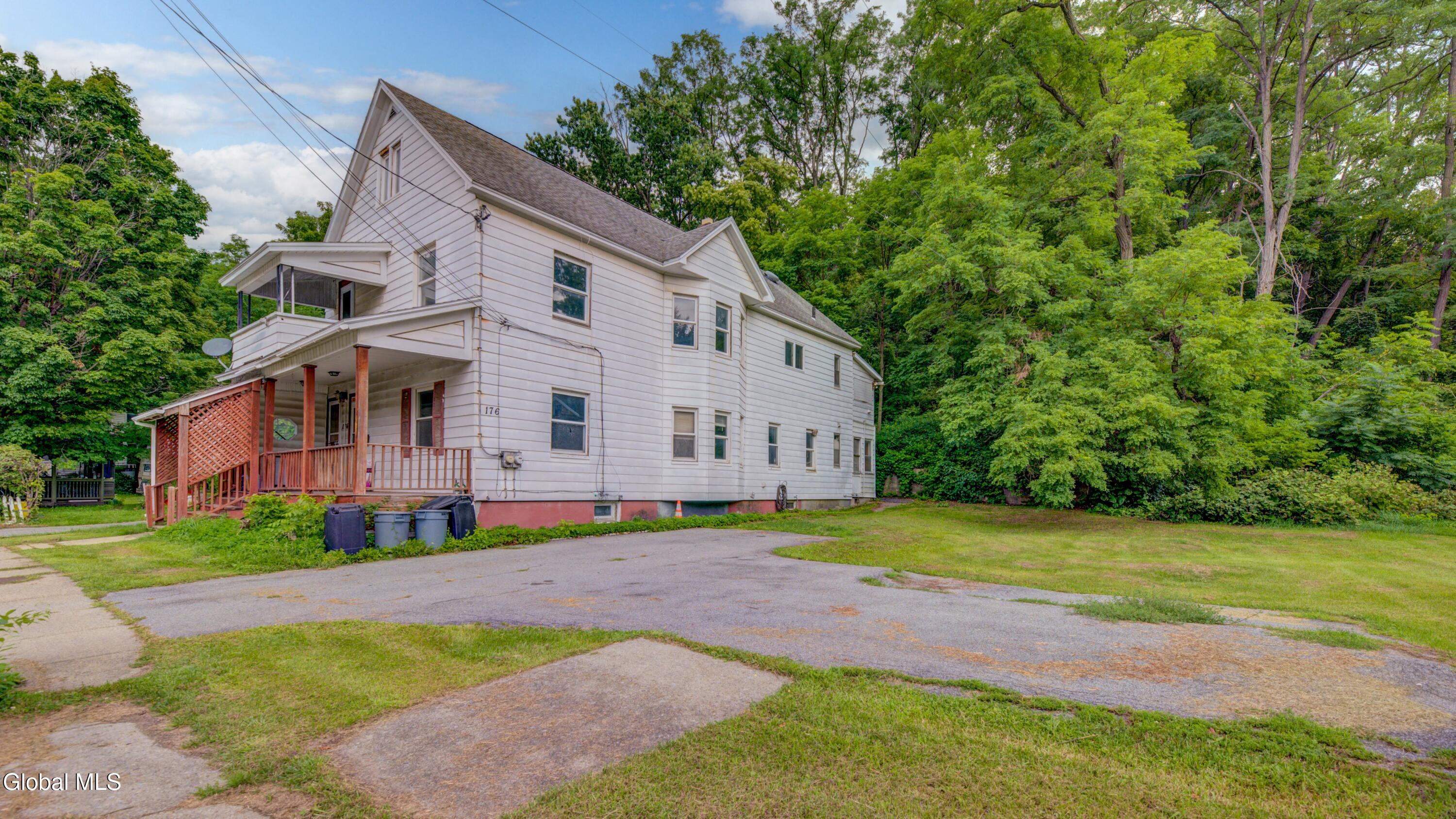 176 Florida Avenue Amsterdam NY 12010
