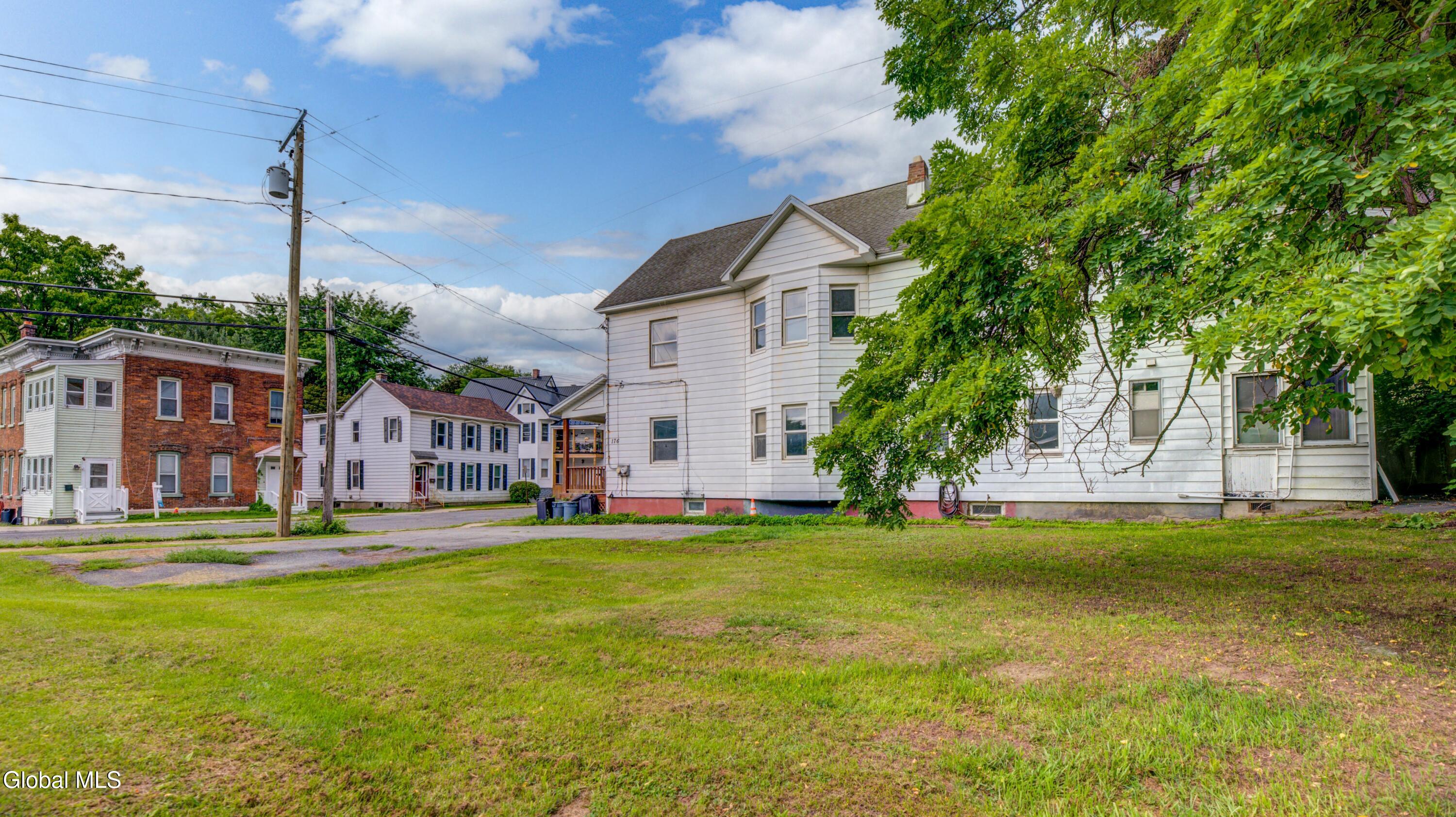 176 Florida Avenue Amsterdam NY 12010