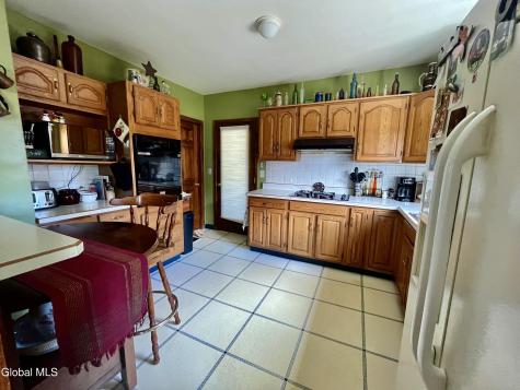 1828 Helderberg Avenue Schenectady NY 12306