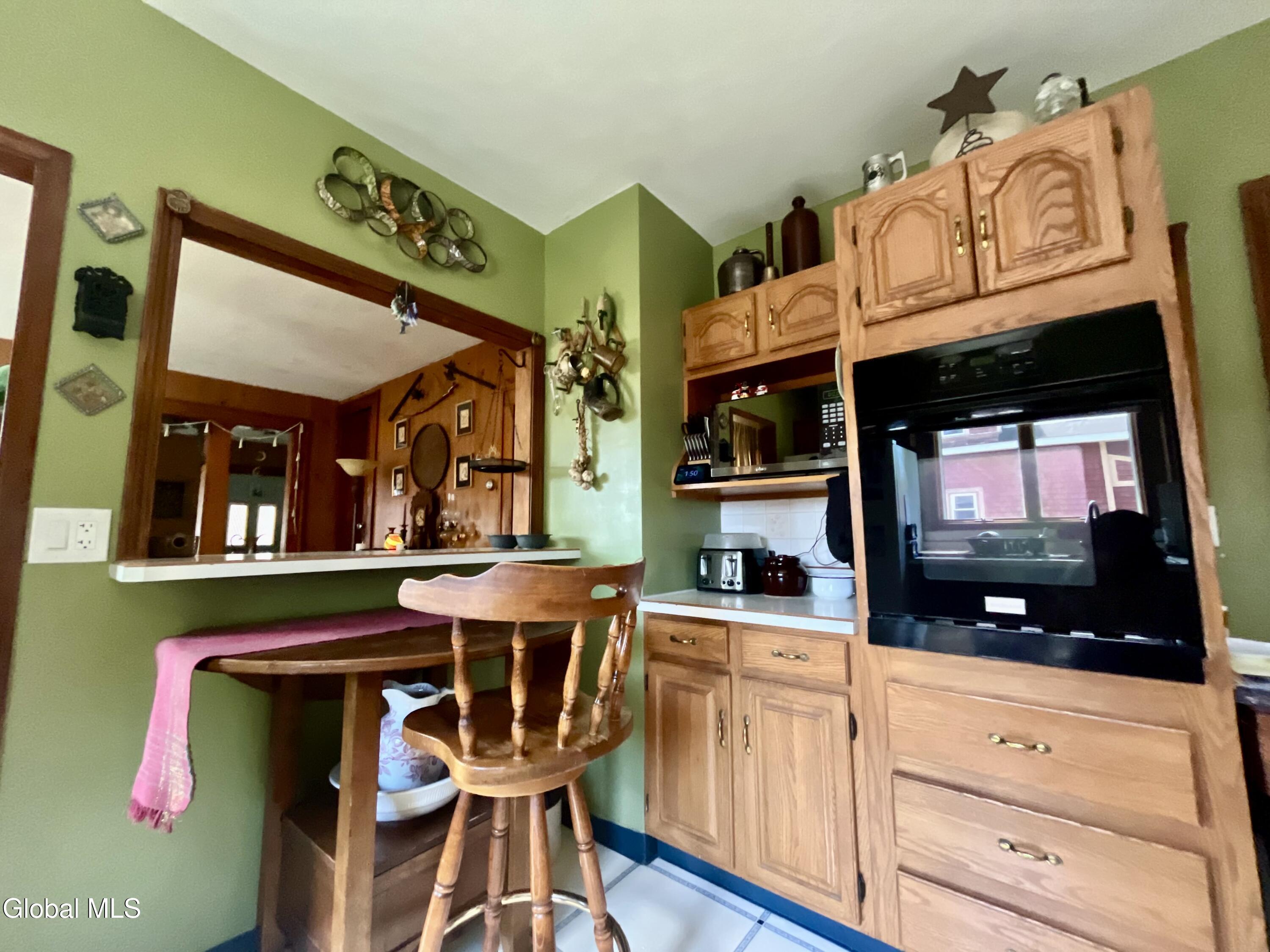 1828 Helderberg Avenue Schenectady NY 12306