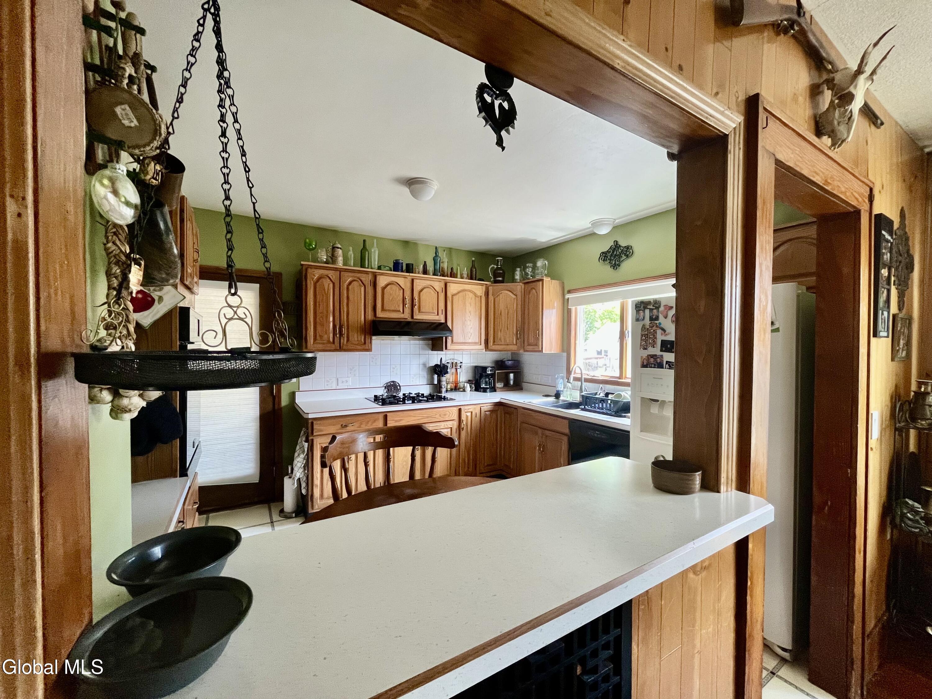 1828 Helderberg Avenue Schenectady NY 12306