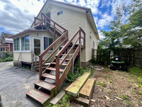 1828 Helderberg Avenue Schenectady NY 12306