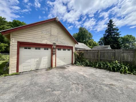 1828 Helderberg Avenue Schenectady NY 12306