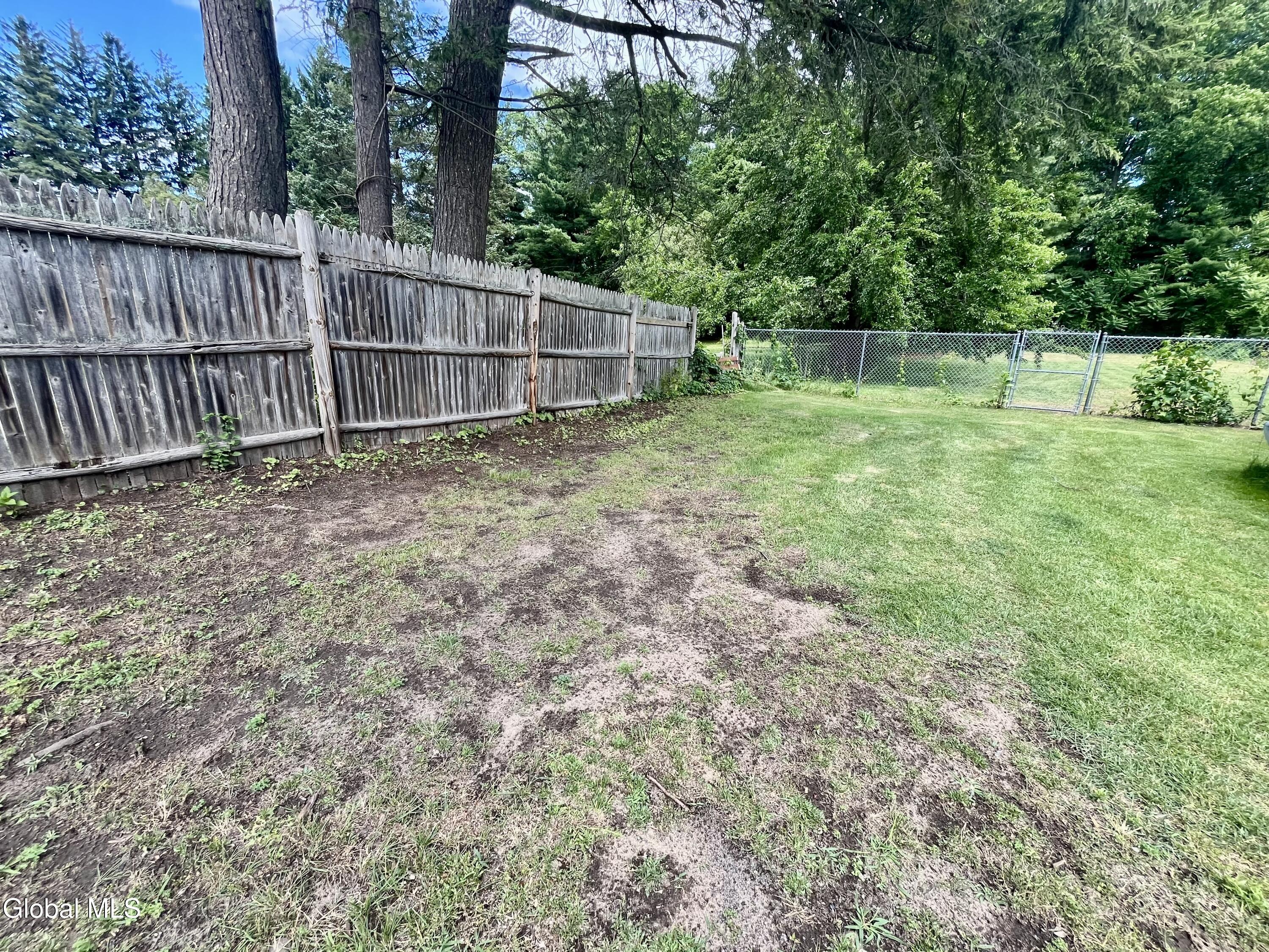 1828 Helderberg Avenue Schenectady NY 12306