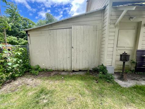 1828 Helderberg Avenue Schenectady NY 12306