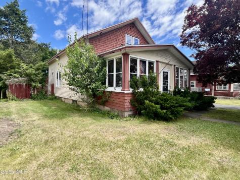 1828 Helderberg Avenue Schenectady NY 12306