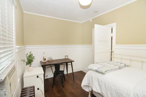 24 Walnut Street Saratoga Springs NY 12866