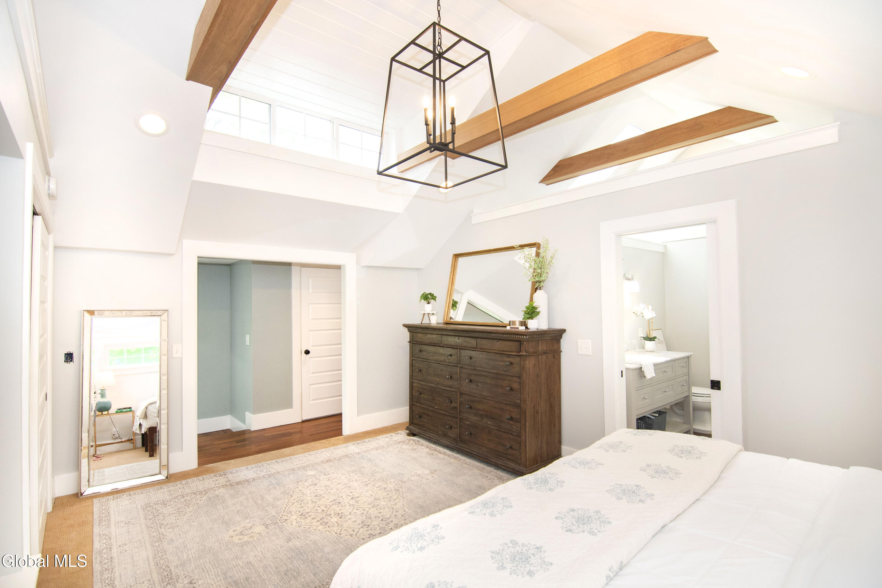 24 Walnut Street Saratoga Springs NY 12866
