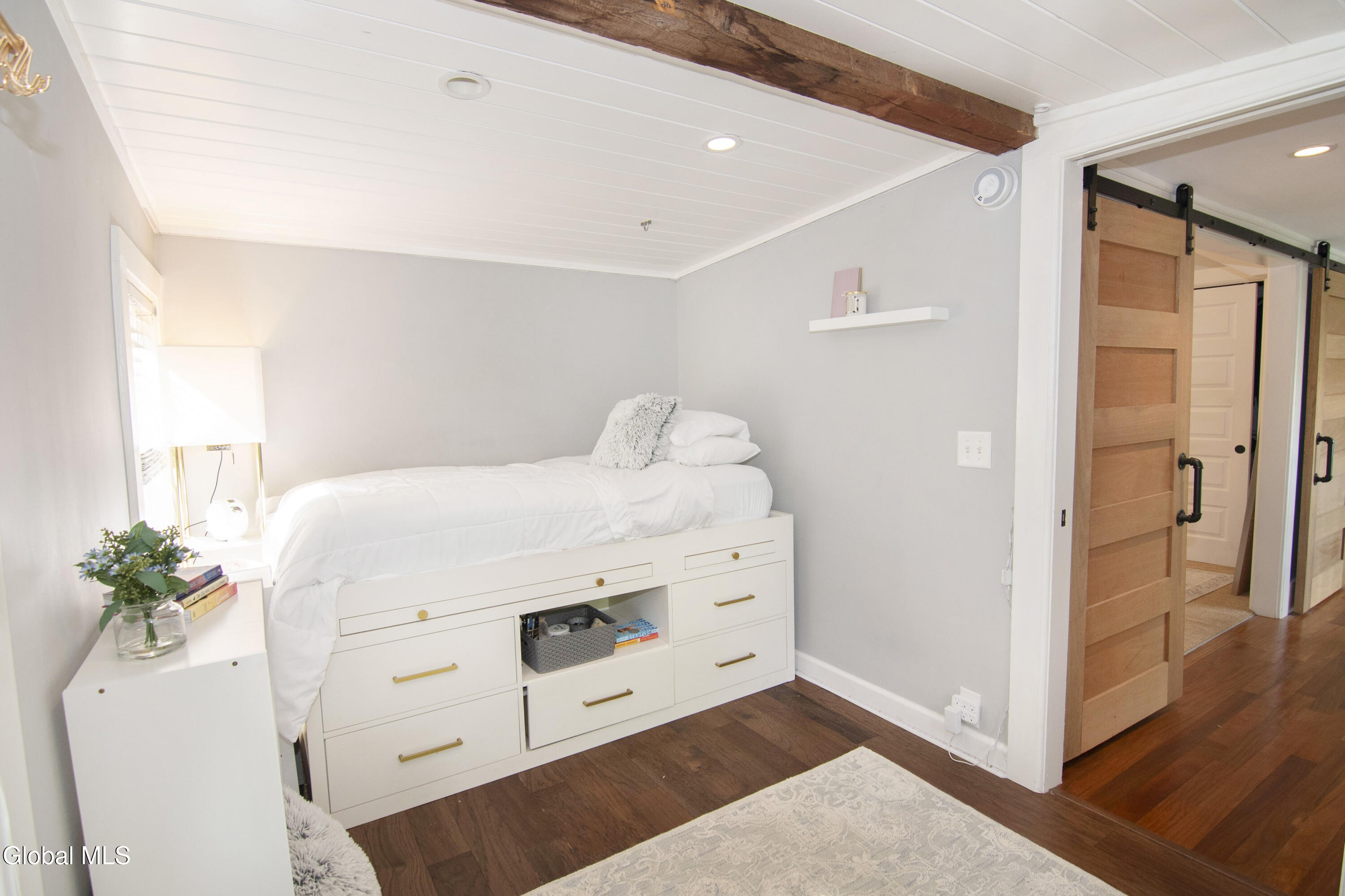 24 Walnut Street Saratoga Springs NY 12866