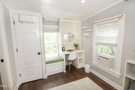 24 Walnut Street Saratoga Springs NY 12866