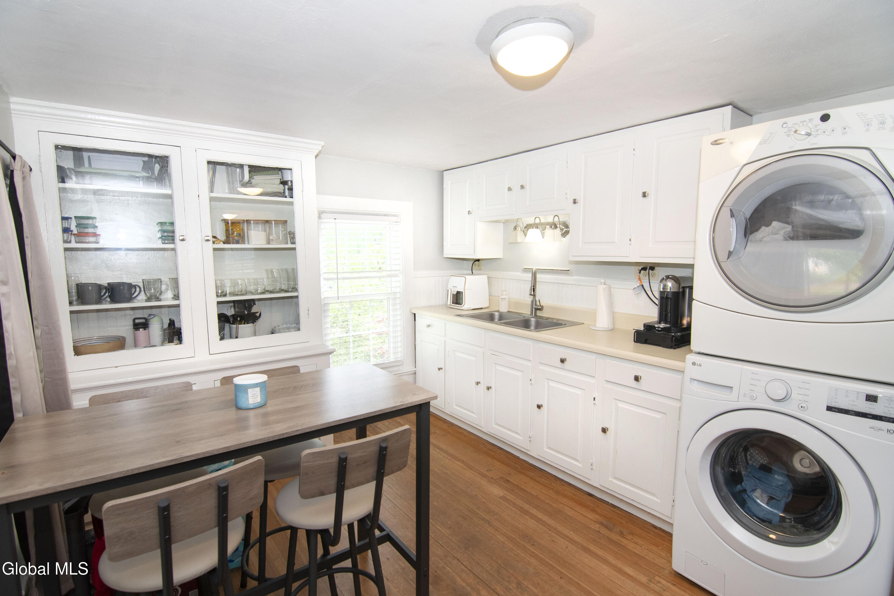 24 Walnut Street Saratoga Springs NY 12866