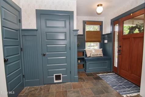 24 Walnut Street Saratoga Springs NY 12866