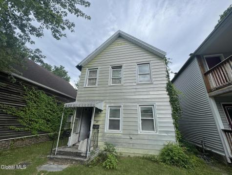 393 4th Avenue Troy NY 12182
