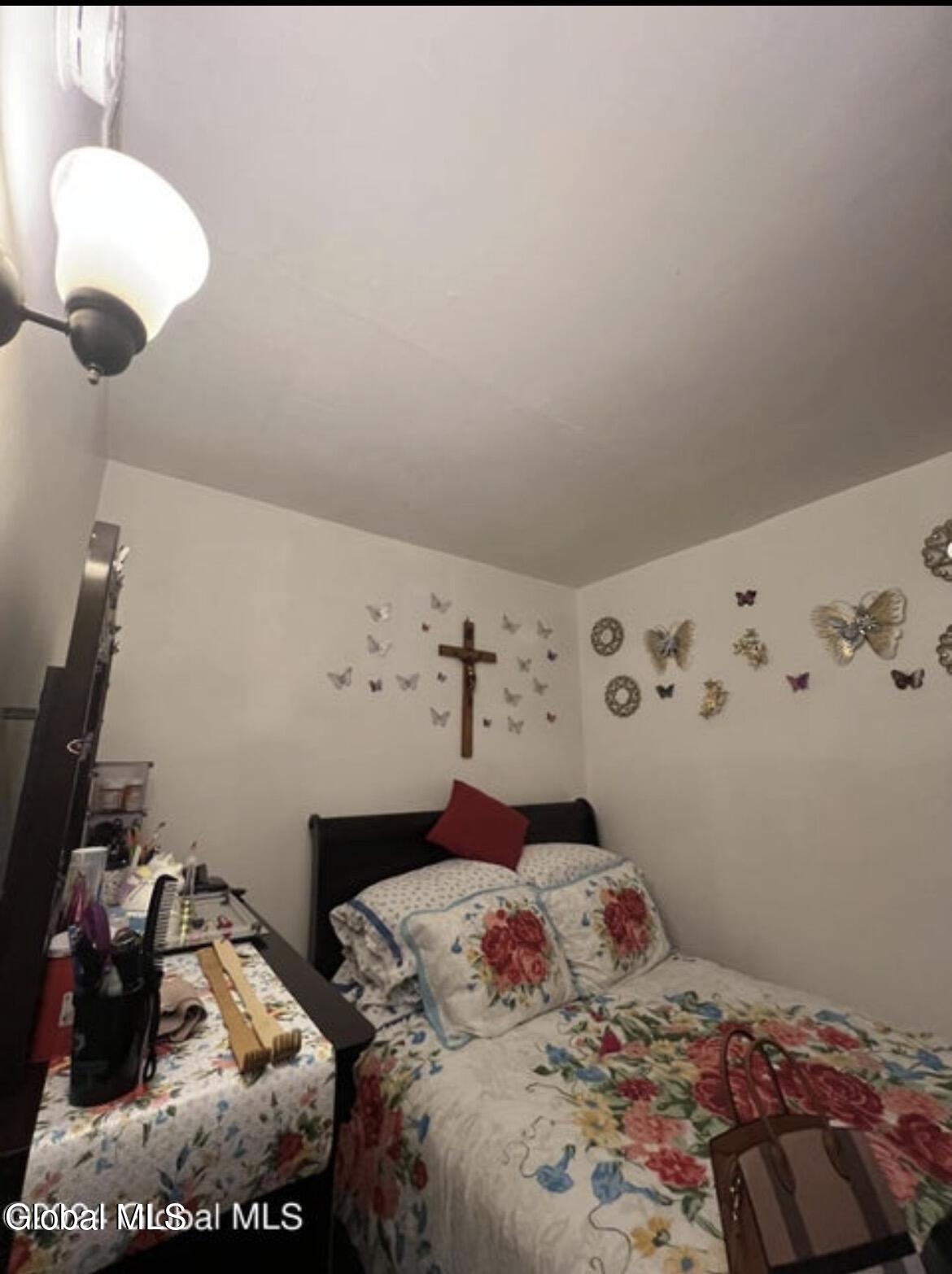 13 Ingersoll Avenue Schenectady NY 12305