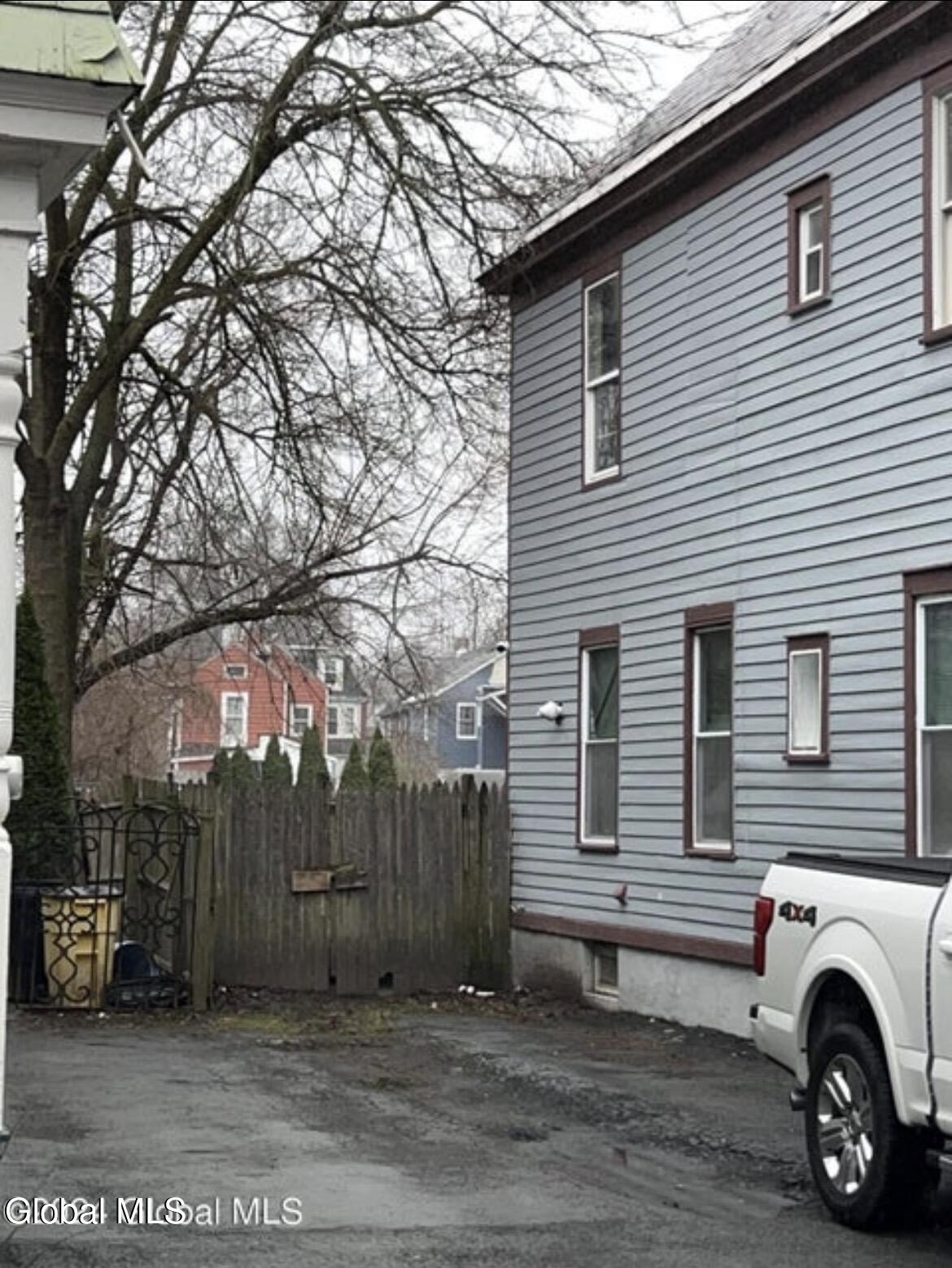 13 Ingersoll Avenue Schenectady NY 12305