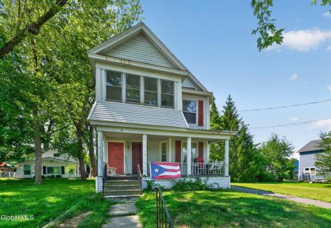 15 S Lansing Road Colonie NY 12204