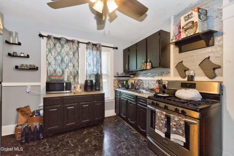 15 S Lansing Road Colonie NY 12204