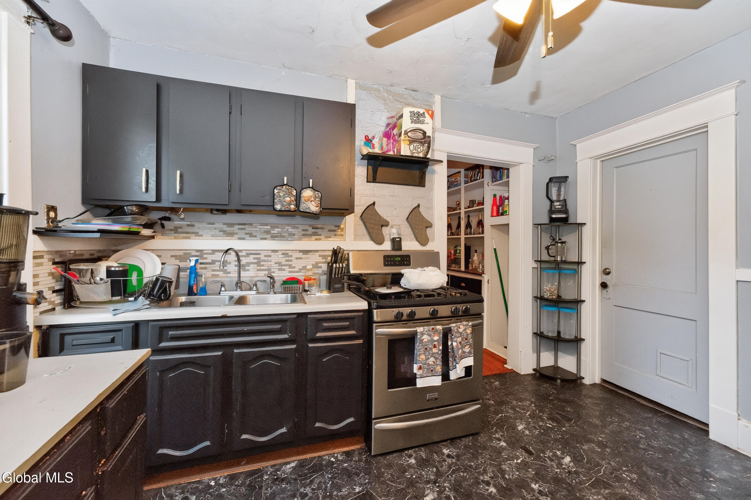 15 S Lansing Road Colonie NY 12204