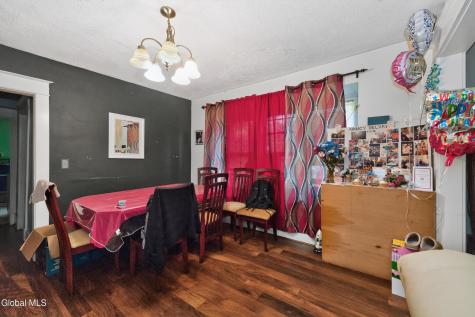 15 S Lansing Road Colonie NY 12204