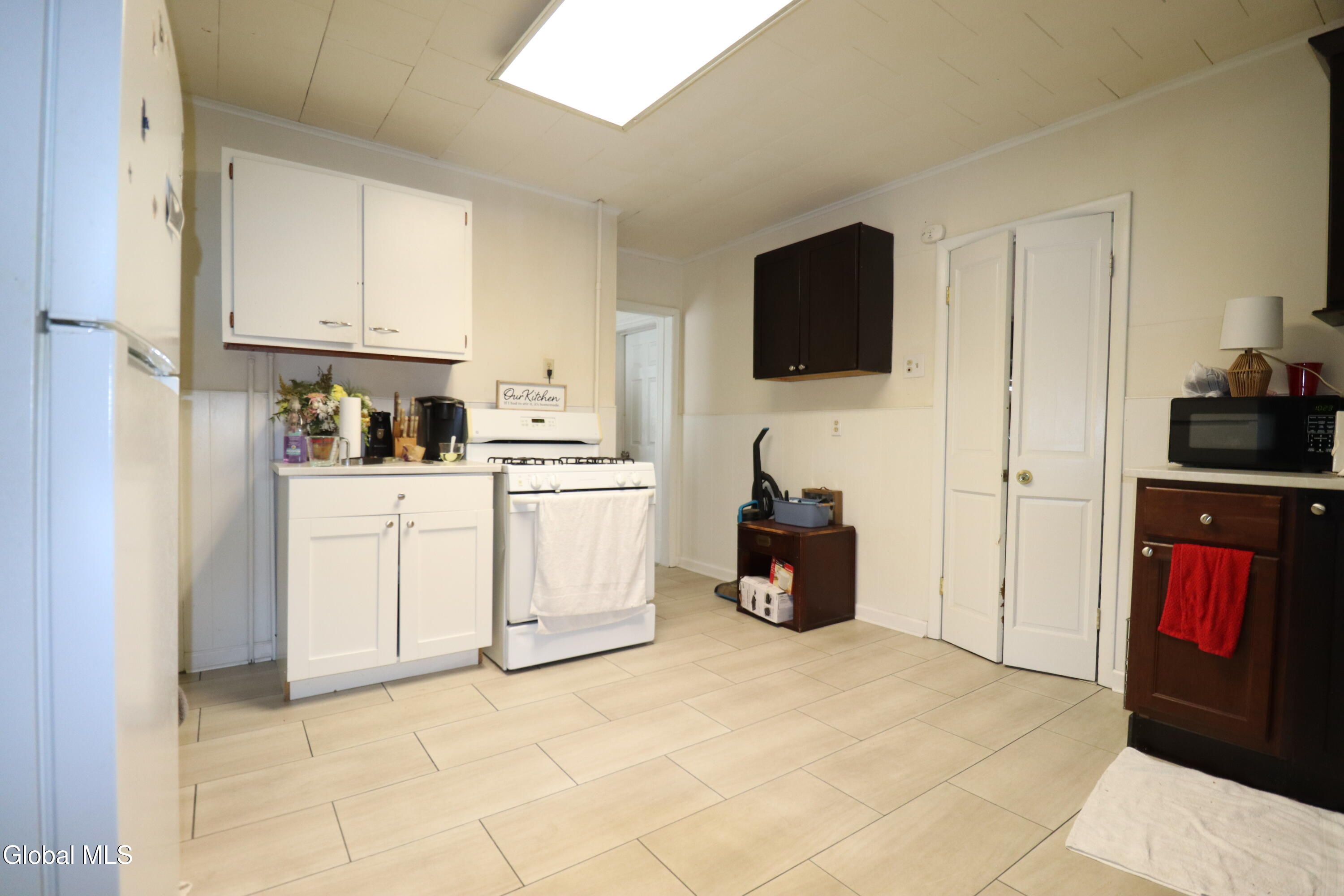 124 Degraff Street Schenectady NY 12308
