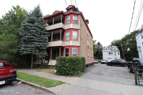 124 Degraff Street Schenectady NY 12308
