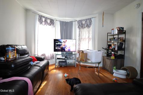 124 Degraff Street Schenectady NY 12308