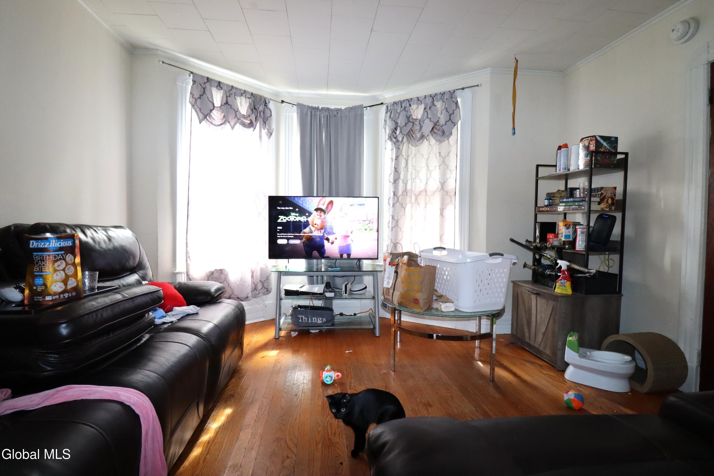 124 Degraff Street Schenectady NY 12308