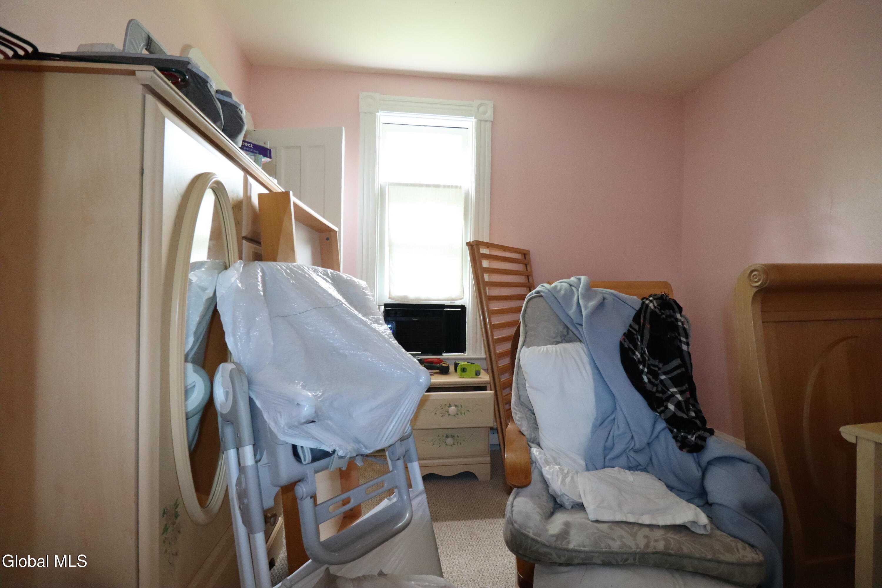 124 Degraff Street Schenectady NY 12308