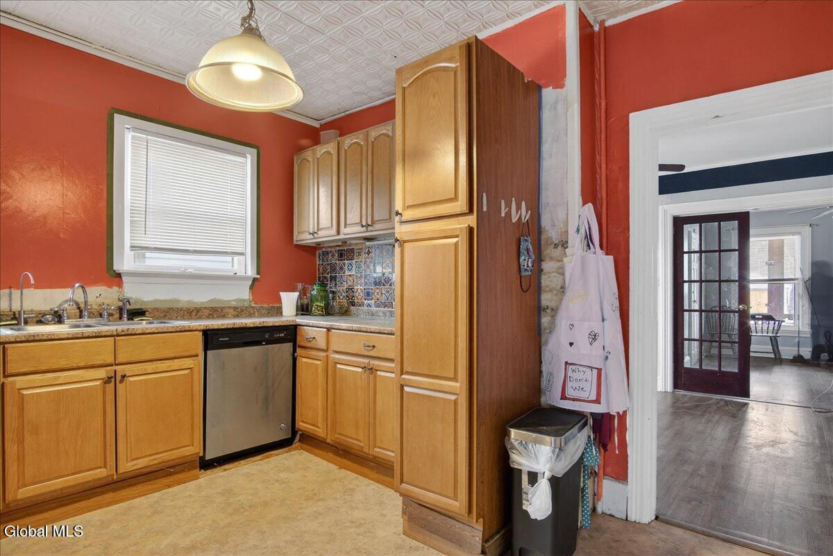 35 Grant Street Cohoes NY 12047