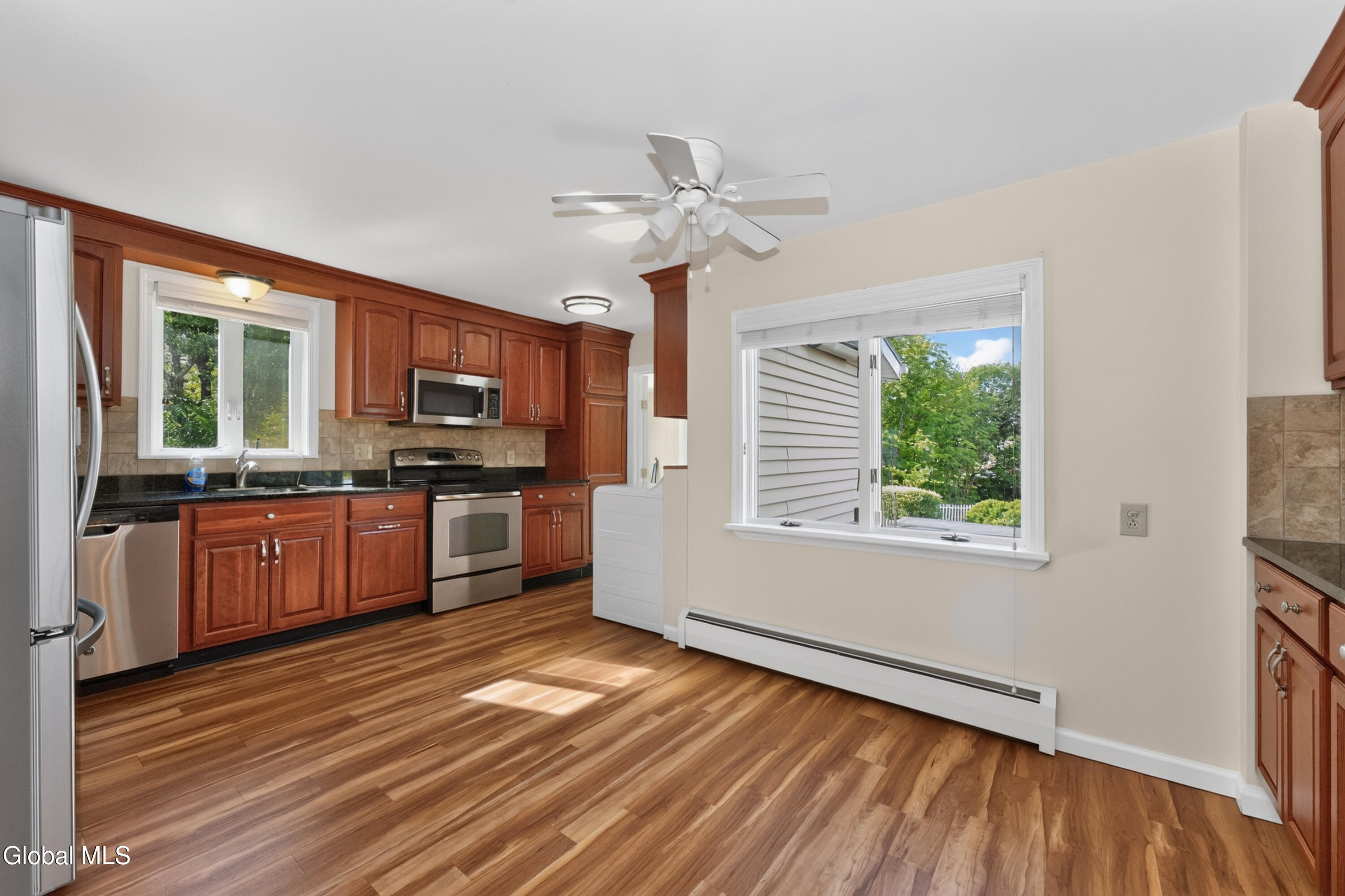 12 Glenwood Road Troy NY 12180