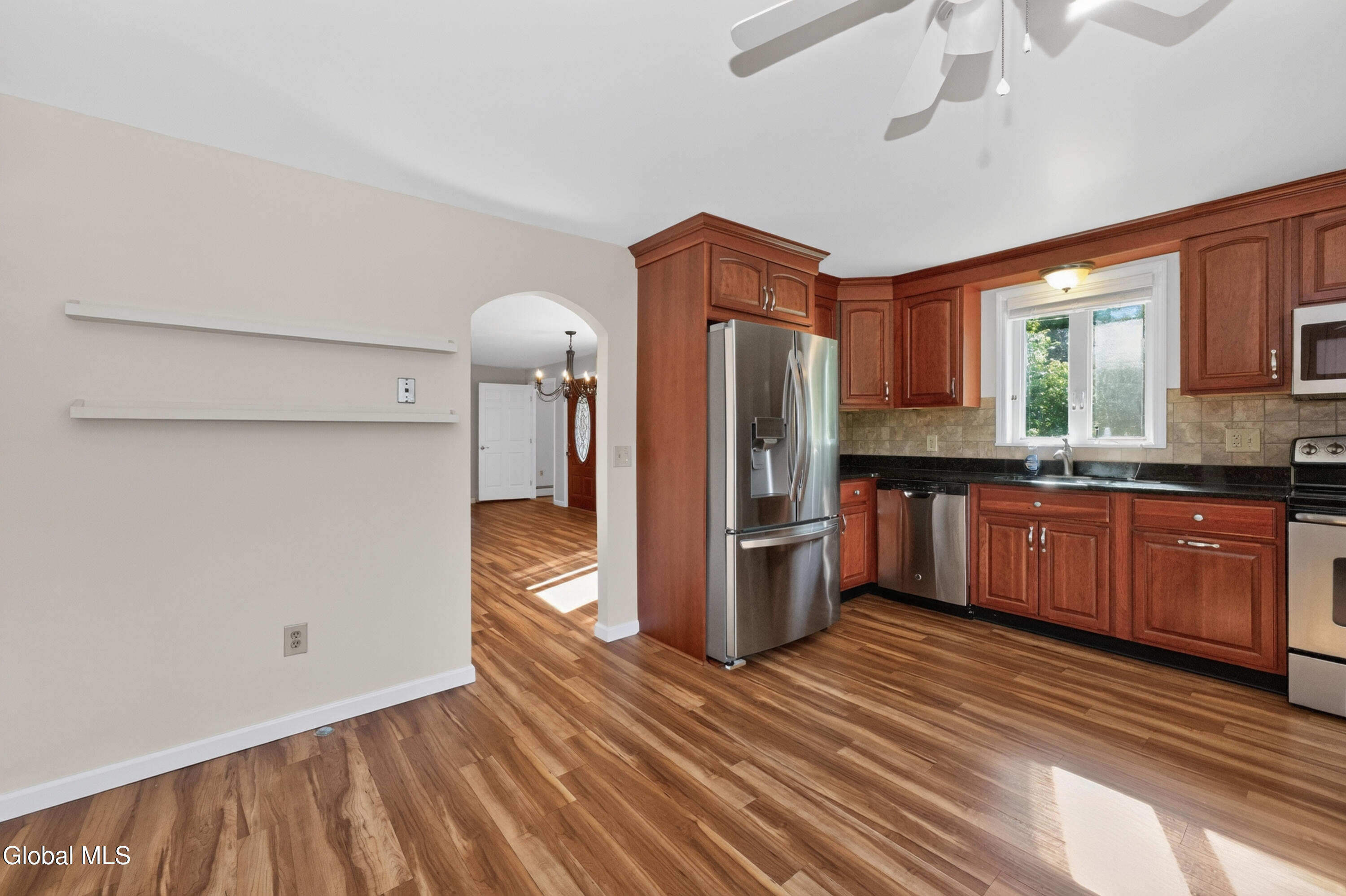 12 Glenwood Road Troy NY 12180