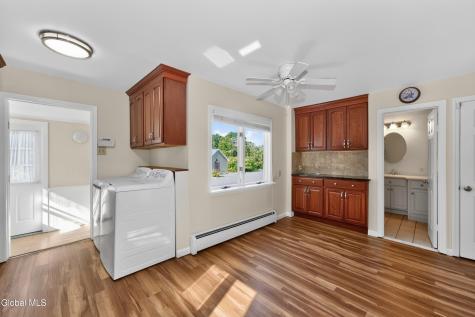 12 Glenwood Road Troy NY 12180