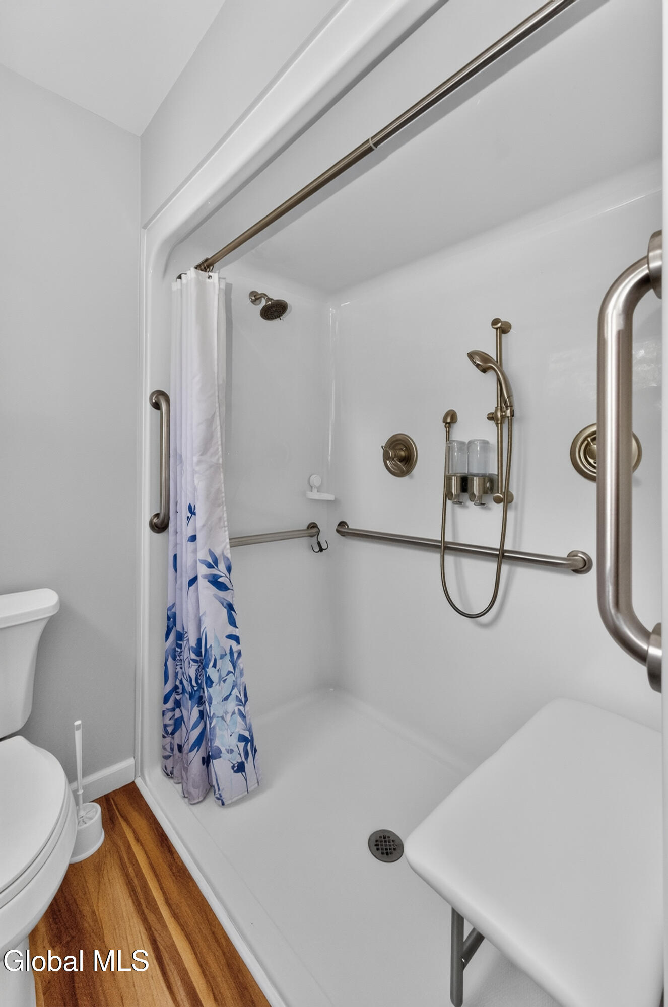 12 Glenwood Road Troy NY 12180