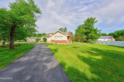 12 Glenwood Road Troy NY 12180