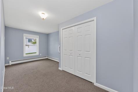 12 Glenwood Road Troy NY 12180