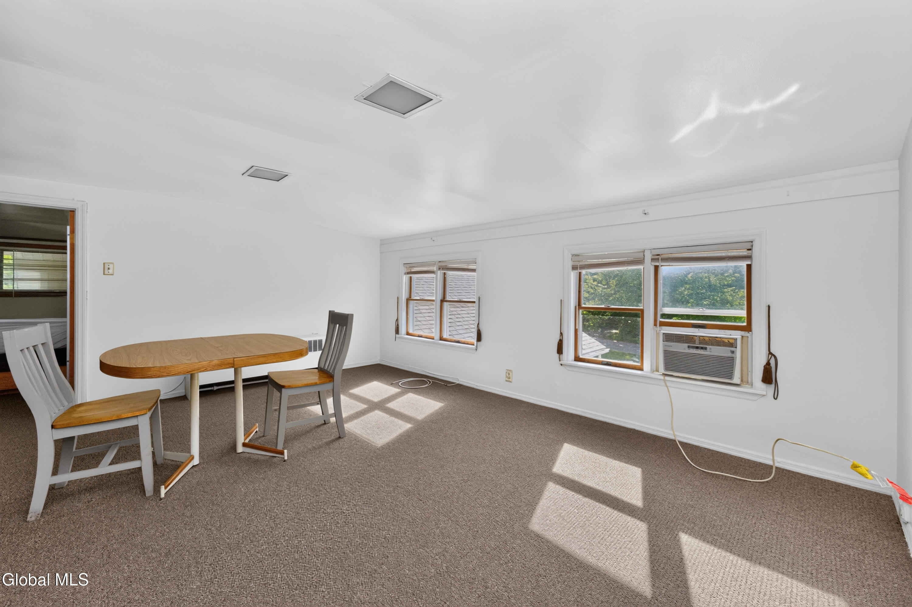 12 Glenwood Road Troy NY 12180