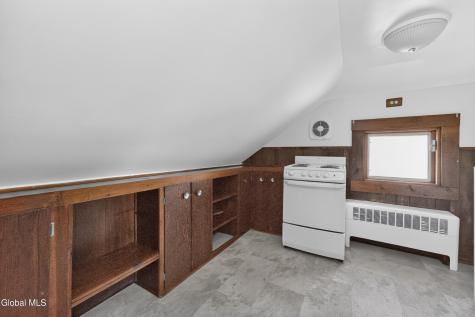 12 Glenwood Road Troy NY 12180