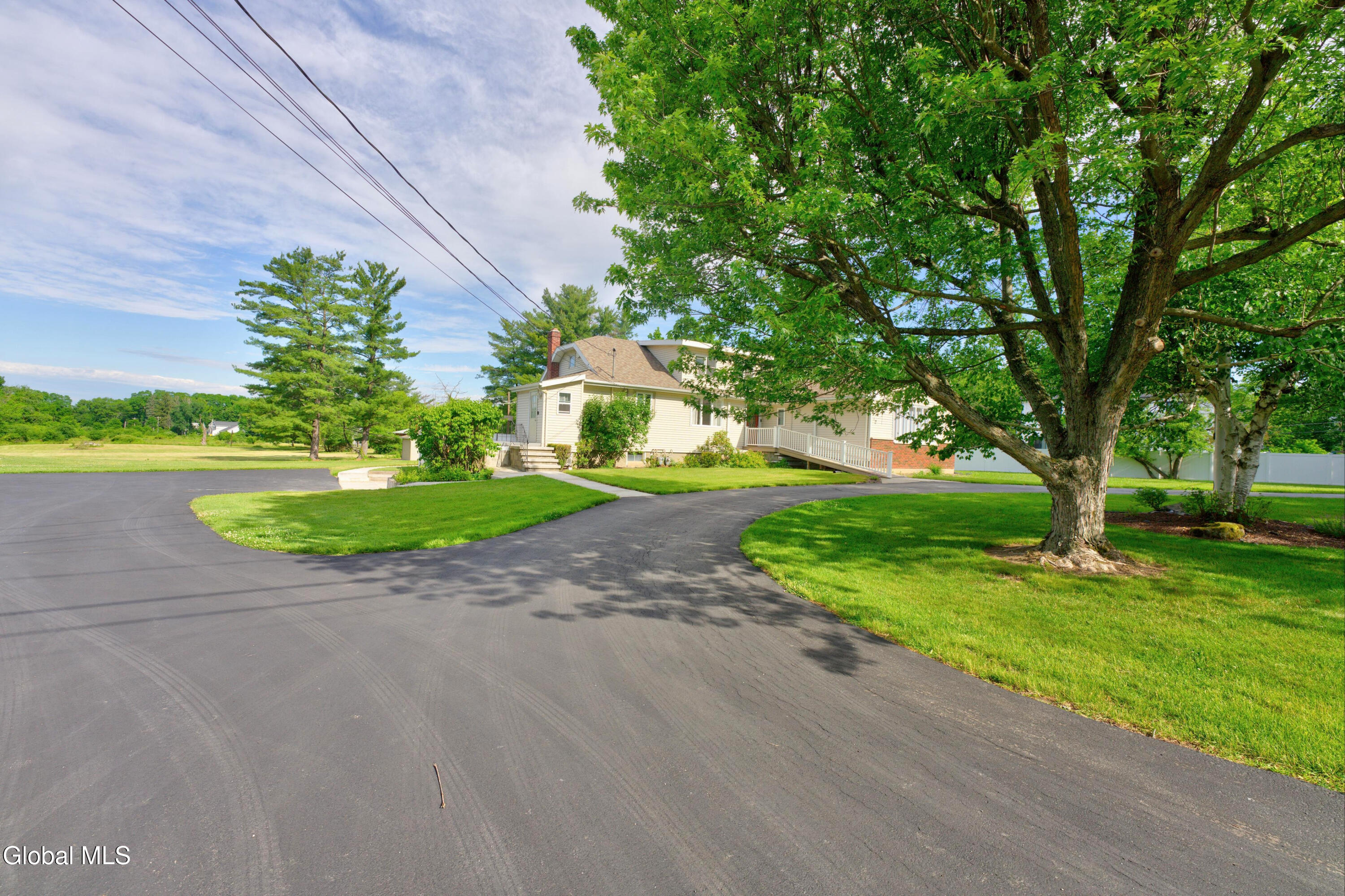 12 Glenwood Road Troy NY 12180