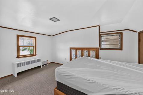 12 Glenwood Road Troy NY 12180